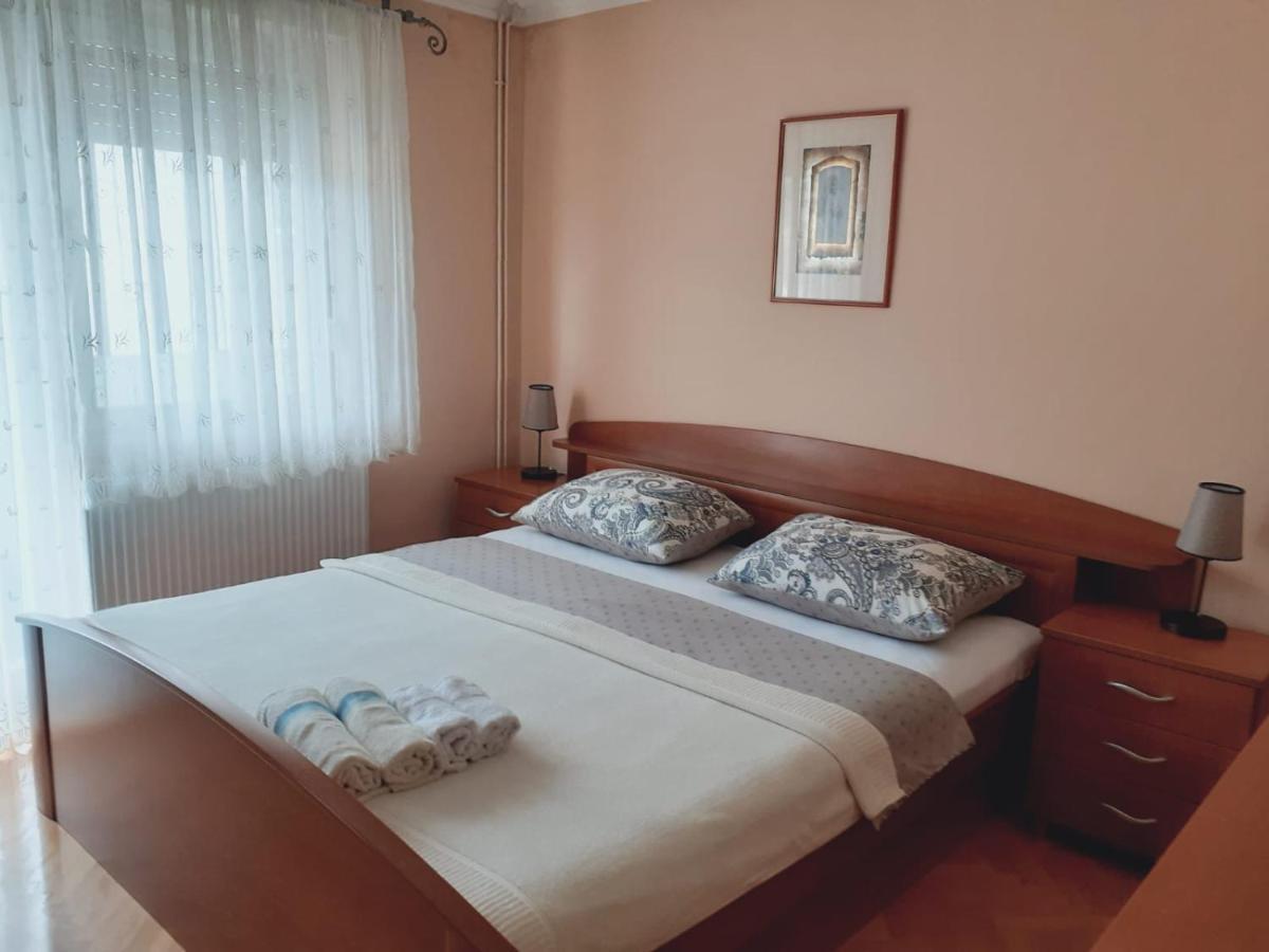 Spacious 80M2 Apartment In The Center Ljubuški Exterior foto